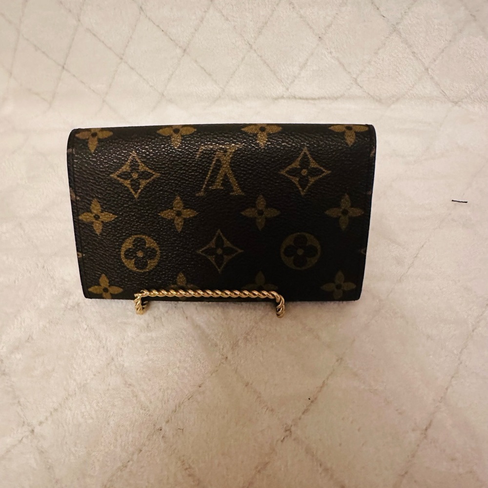 Louis Vuitton Monogram Wallet with Gold Hardware-chain not included. - Picture 2 of 10